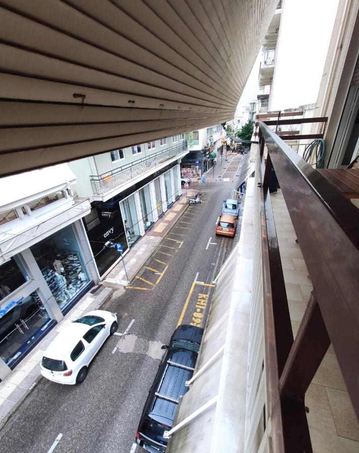 Ferienwohnung Johnny'S Loft Agrinio Exterior foto