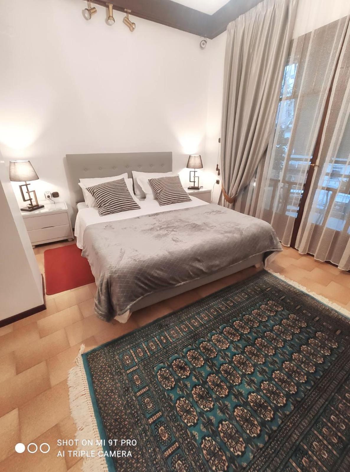 Ferienwohnung Johnny'S Loft Agrinio Exterior foto